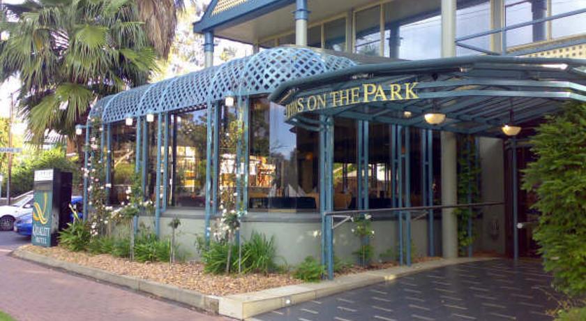 Quality Hotel Tiffins On The Park Adelaide Eksteriør billede